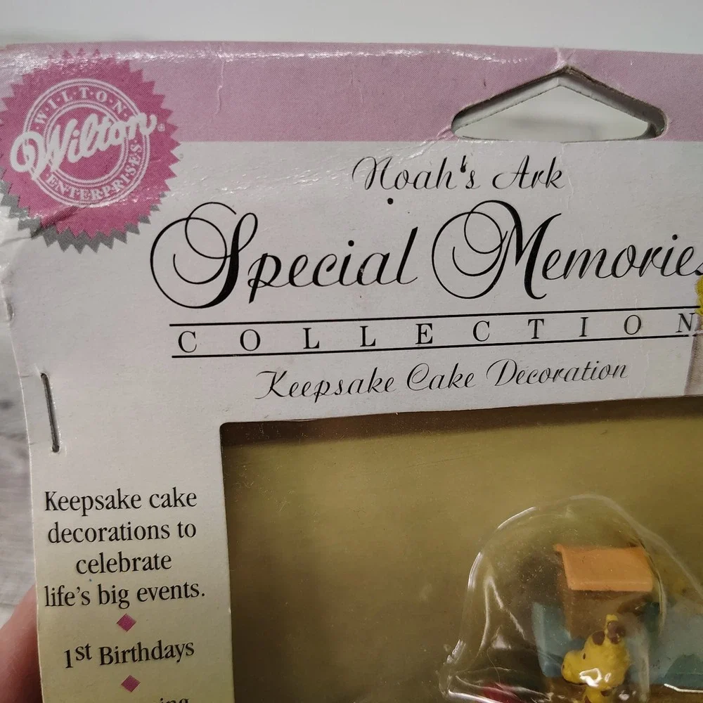 Wilton Noahs Ark Special Memories Keepsake Resin Cake Decoration Cake Topper New
